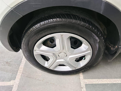 39,000 KMS TATA NEXON XM 1.5 RTQ DIESEL (2018)