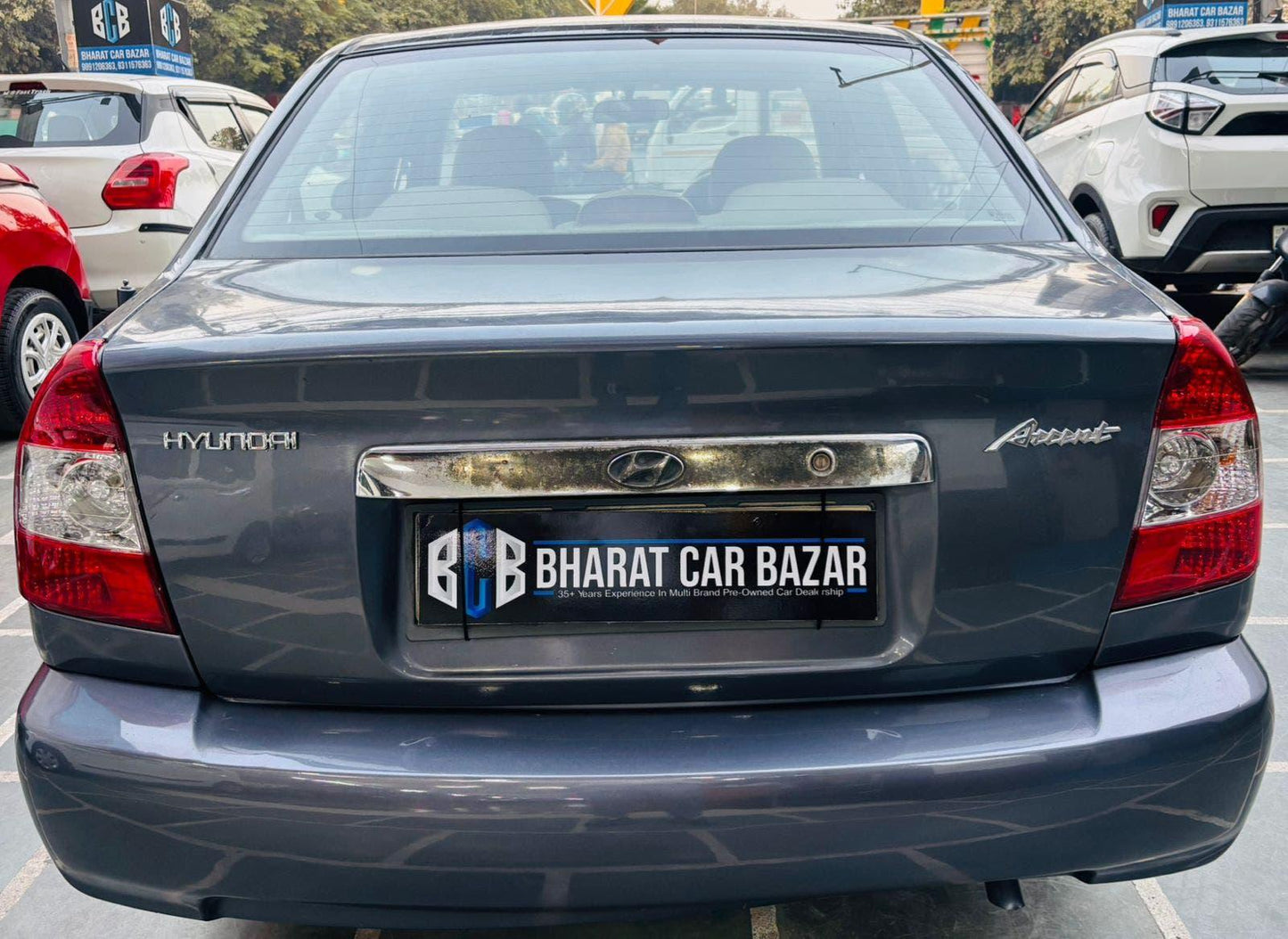 30,000 KMS HYUNDAI ACCENT EXECUTIVE PETROL (2011)