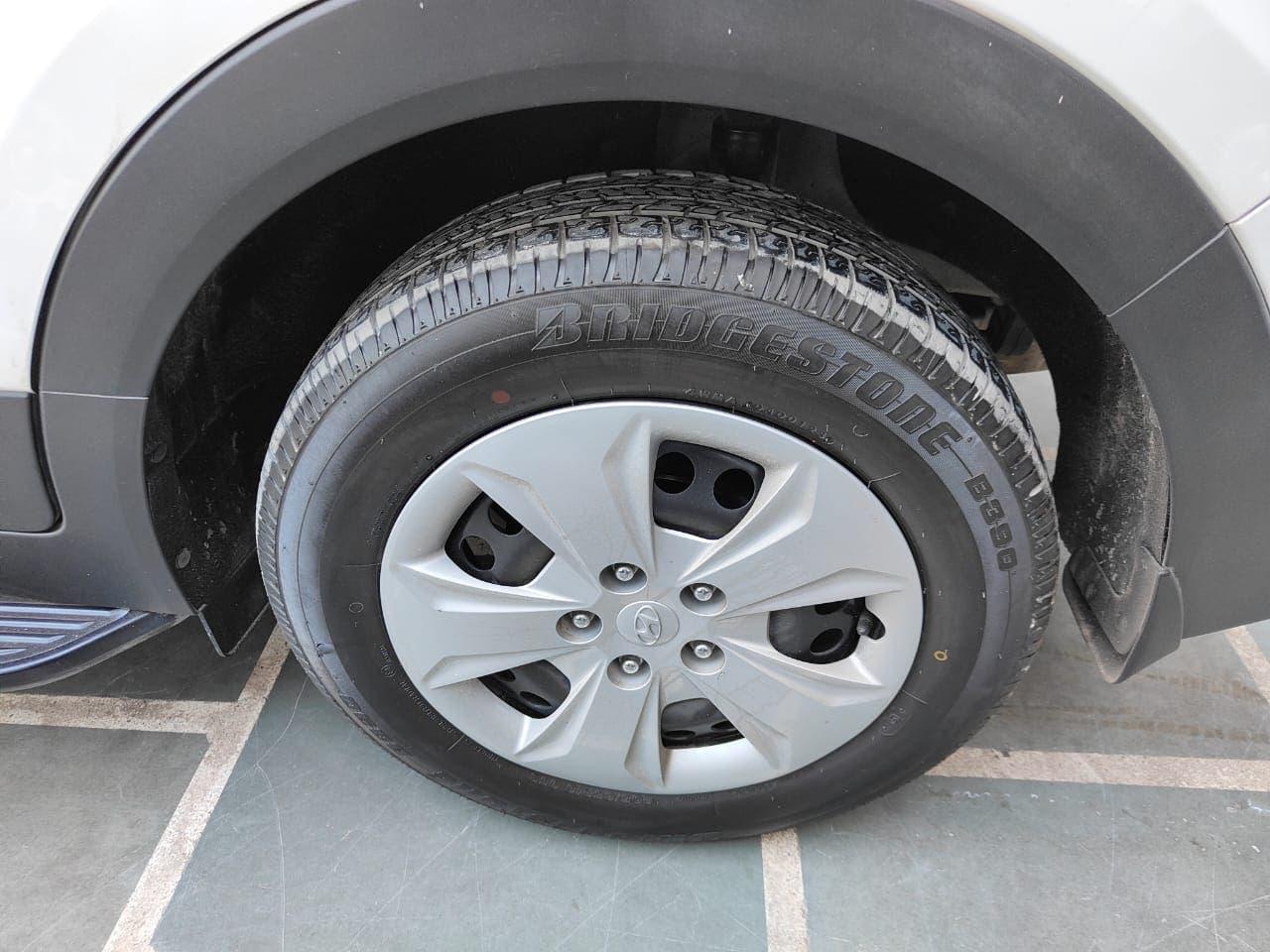 30,000 KMS HYUNDAI CRETA E+ 1.6 PETROL (2019)