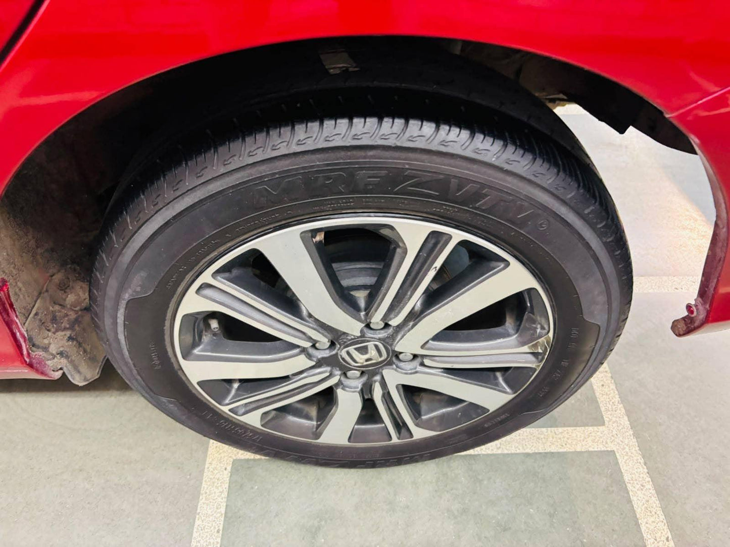 28,000 KMS HONDA AMAZE RDE VX 1.2 MT PETROL (2023)