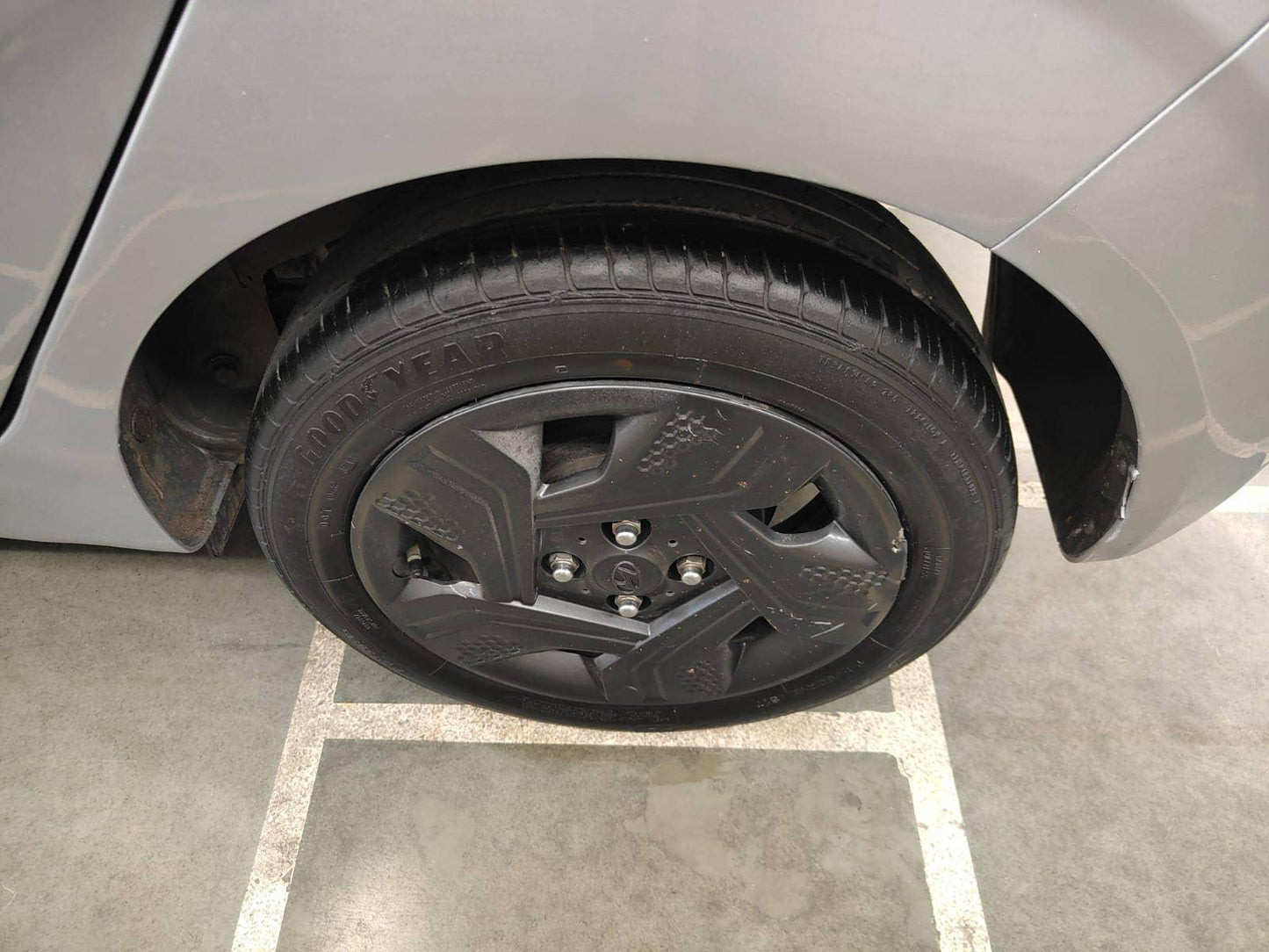 27,000 KMS HYUNDAI GRAND I10 NIOS CORPORATE PETROL (2020)