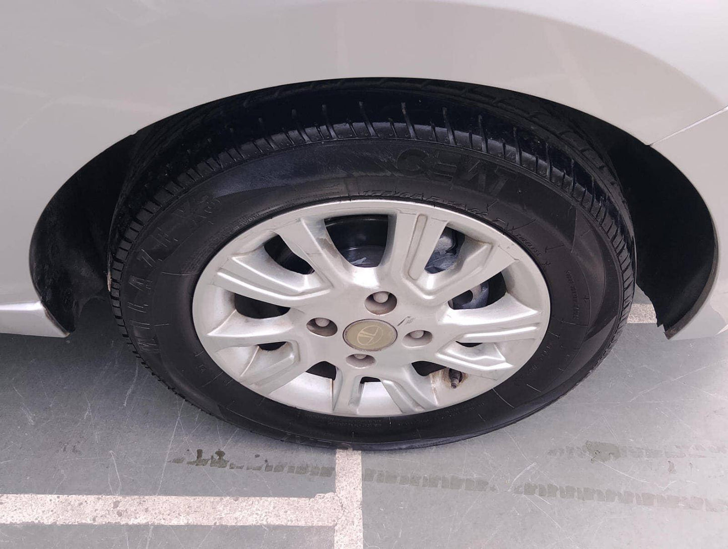 28,000 KMS TATA TIAGO XZA 1.2 PETROL (2017)