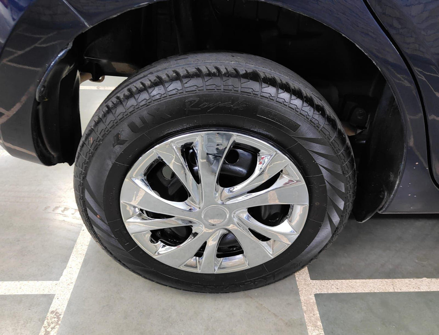 MARUTI SWIFT LXI CNG (2019)