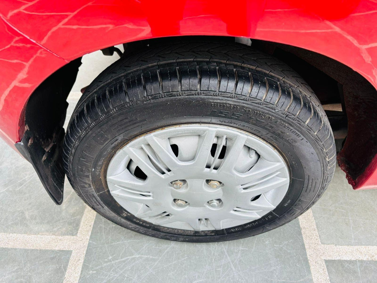 39,000 KMS HYUNDAI SANTRO GL PETROL (2013)