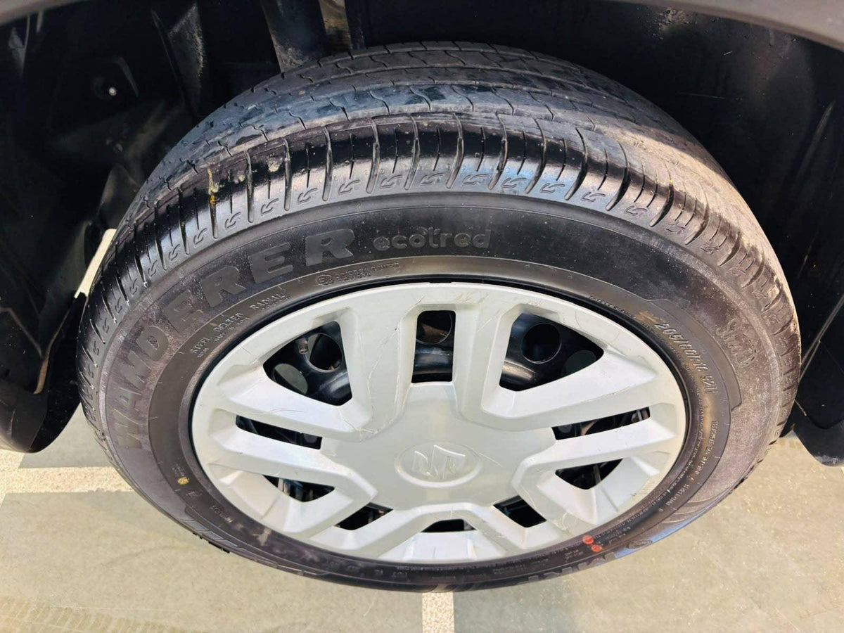 12,000 KMS MARUTI BREZZA VXI (O) PETROL (2022)