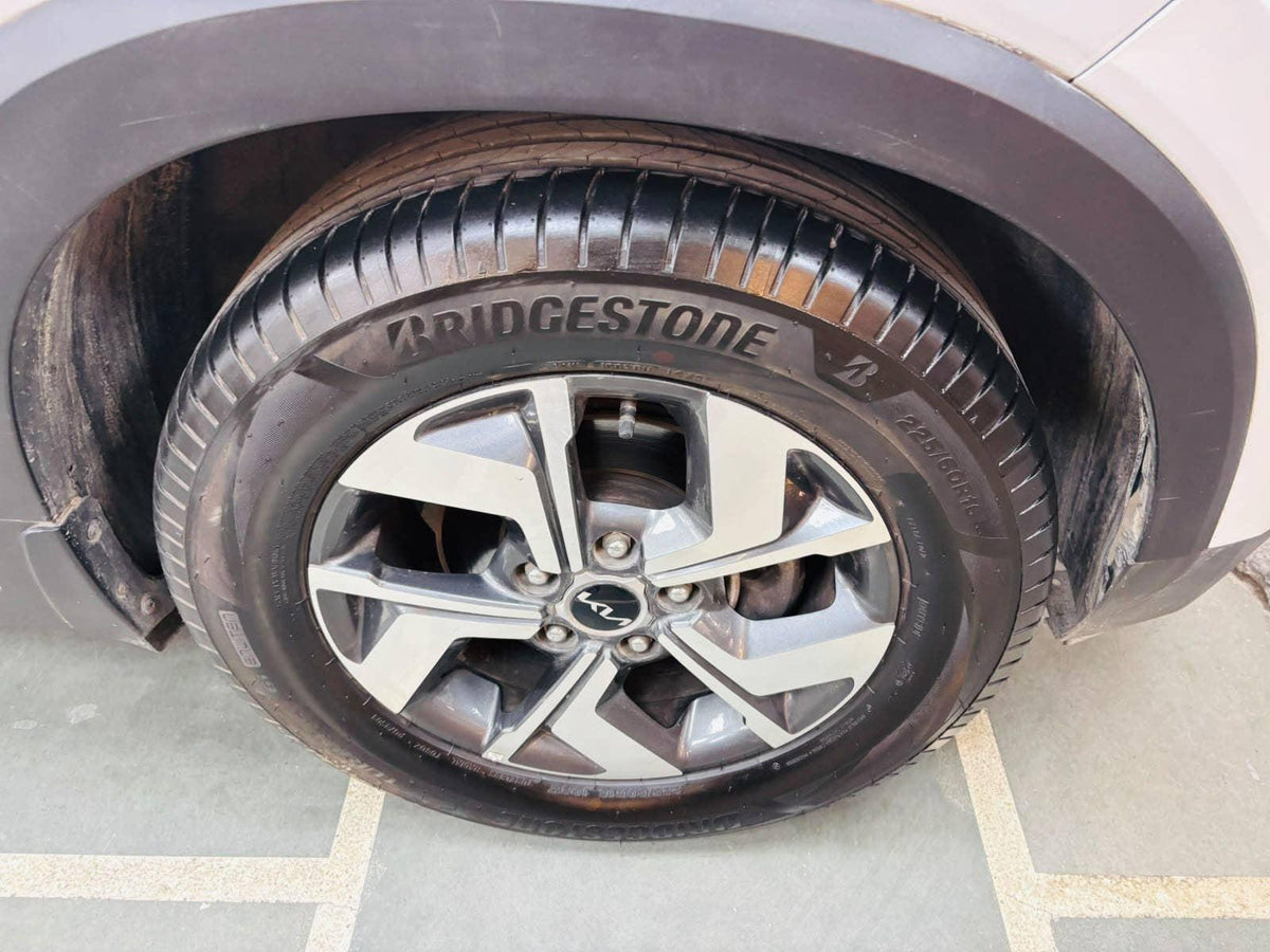 KIA SONET D 1.5 6MT HTX DIESEL (2022)