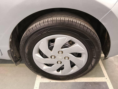 HYUNDAI SANTRO 1.1 MT SPORTZ CNG (2019)