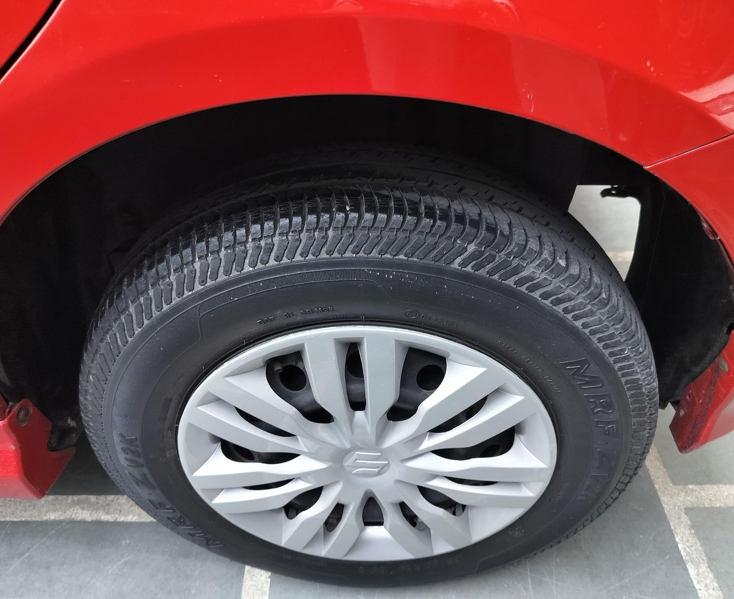 45,000 KMS MARUTI SWIFT VXI PETROL (2016)