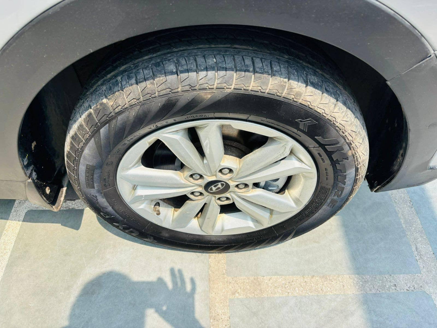 HYUNDAI CRETA SX+ 1.6 MT PETROL (2015)