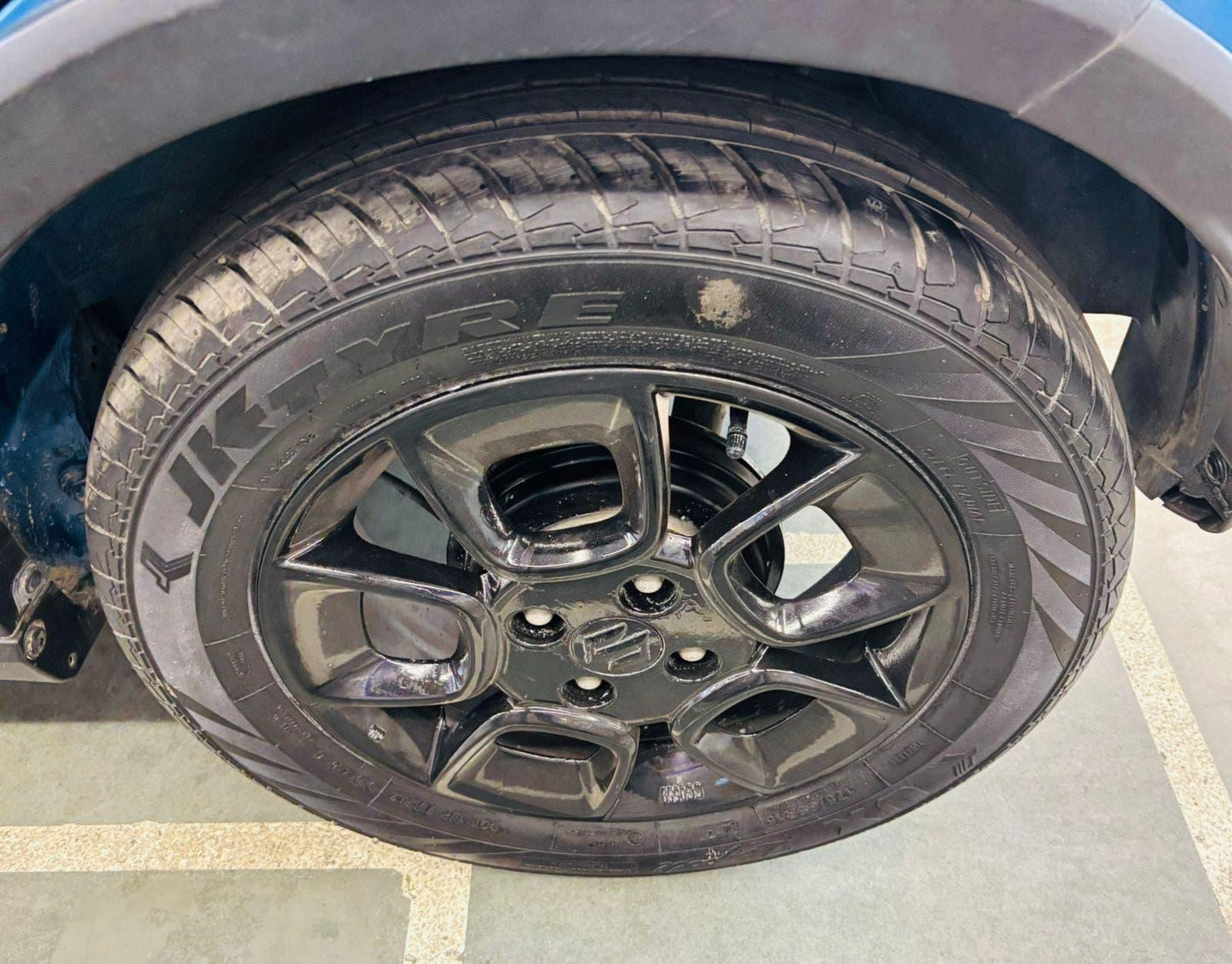 37,000 KMS MARUTI IGNIS 1.2 ZETA AUTOMATIC PETROL (2017)