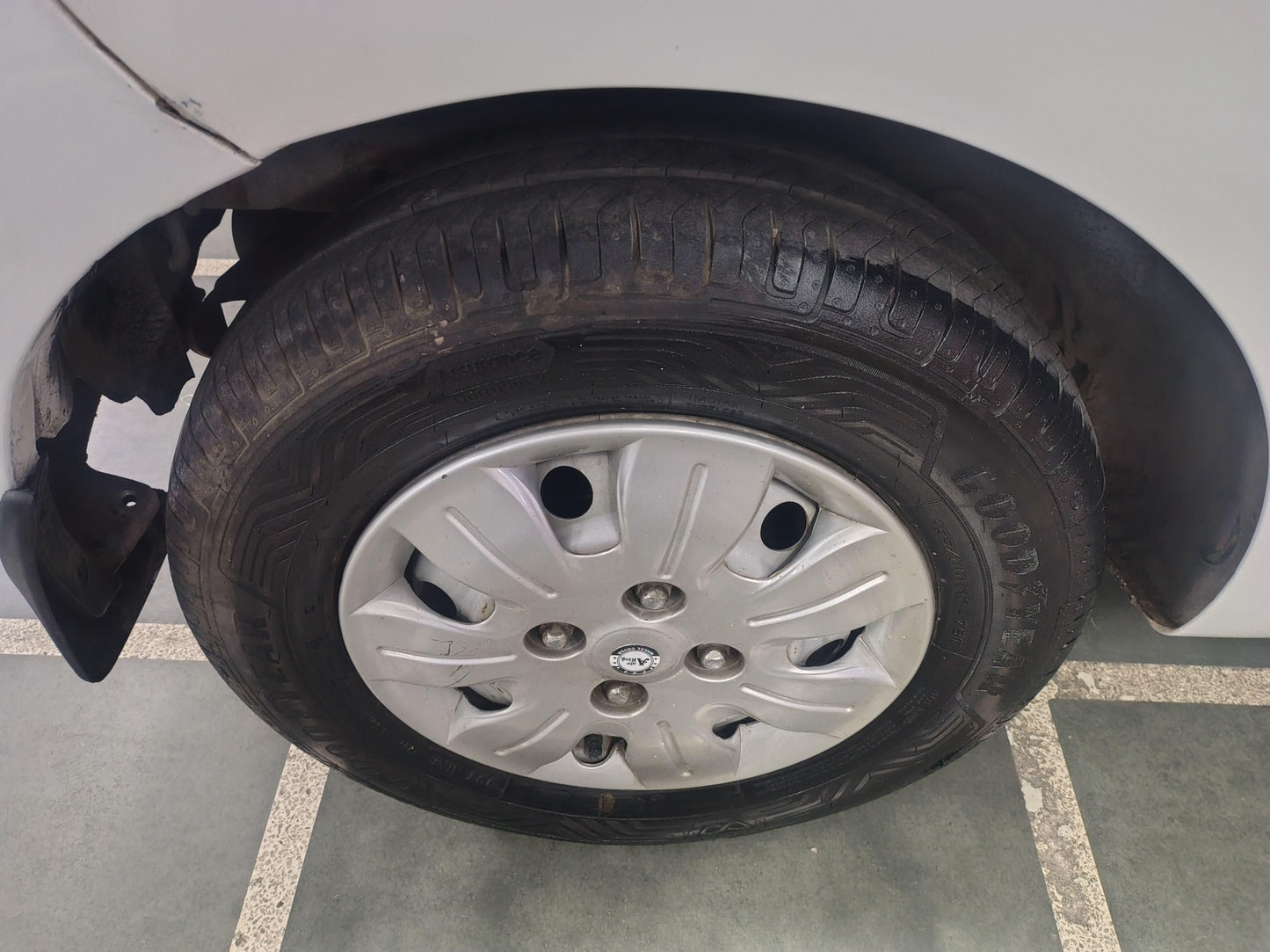 26,000 KMS HYUNDAI I10 MAGNA PETROL (2015)