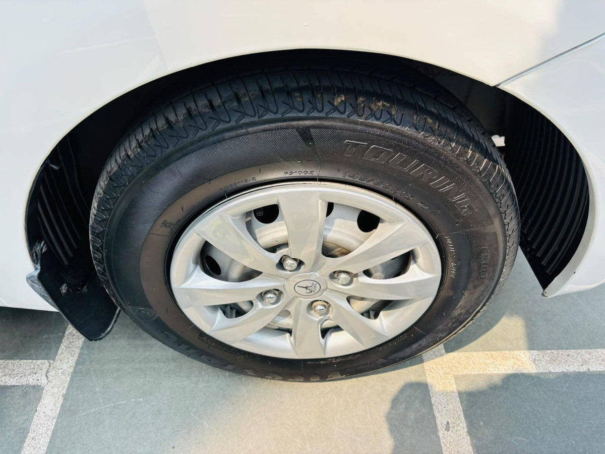 35,000 KMS HYUNDAI EON ERA+ PETROL (2014)