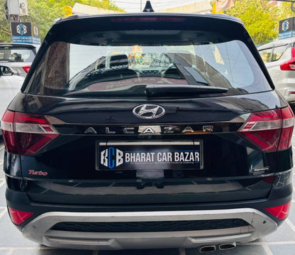 39,000 KMS HYUNDAI ALCAZAR SIGNATURE (O) 6 STR 1.5 DCT PETROL (2023)