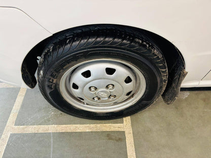 9,000 KMS HYUNDAI SANTRO GL PETROL (2014)