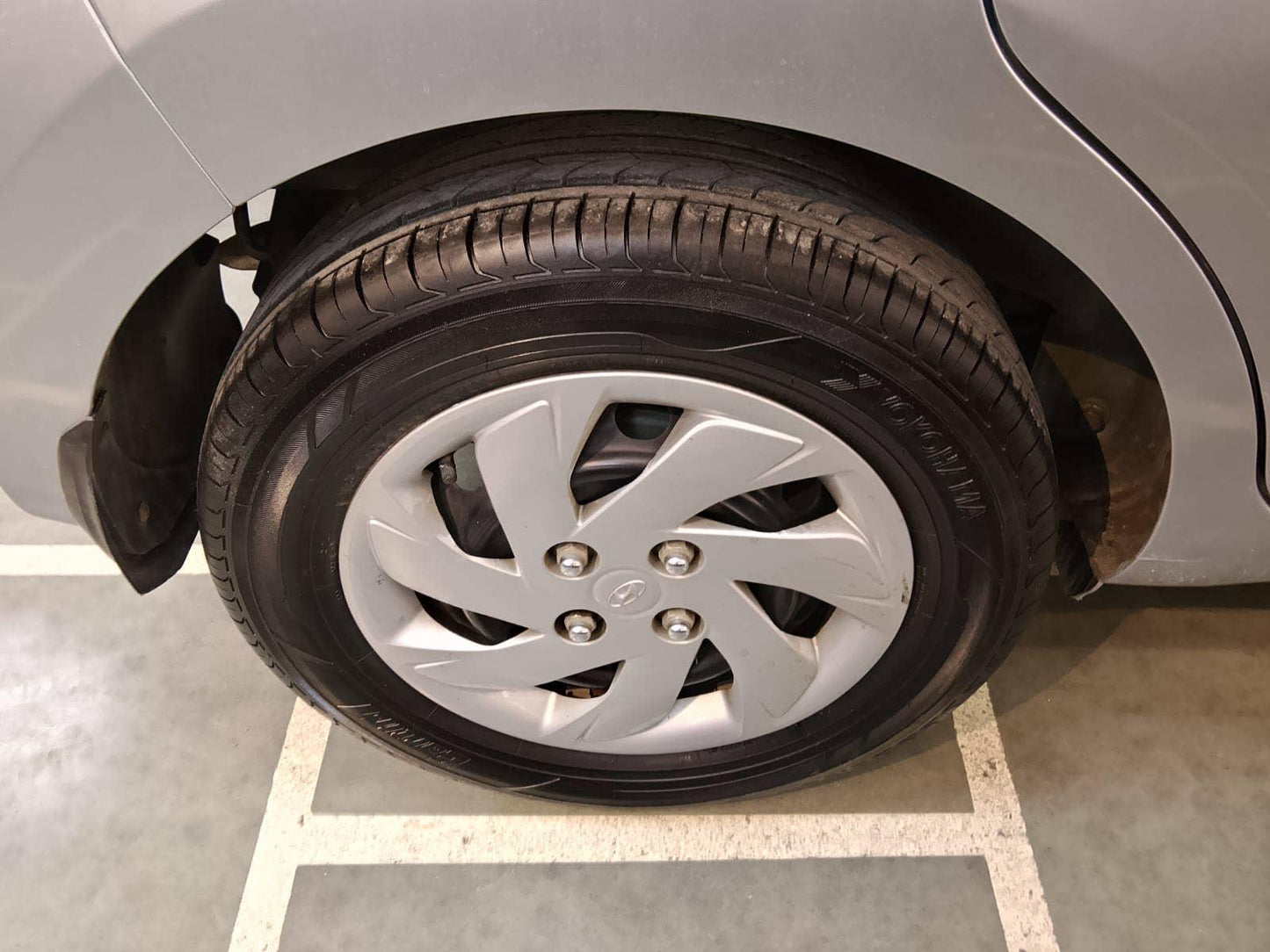 HYUNDAI SANTRO 1.1 MT SPORTZ CNG (2019)