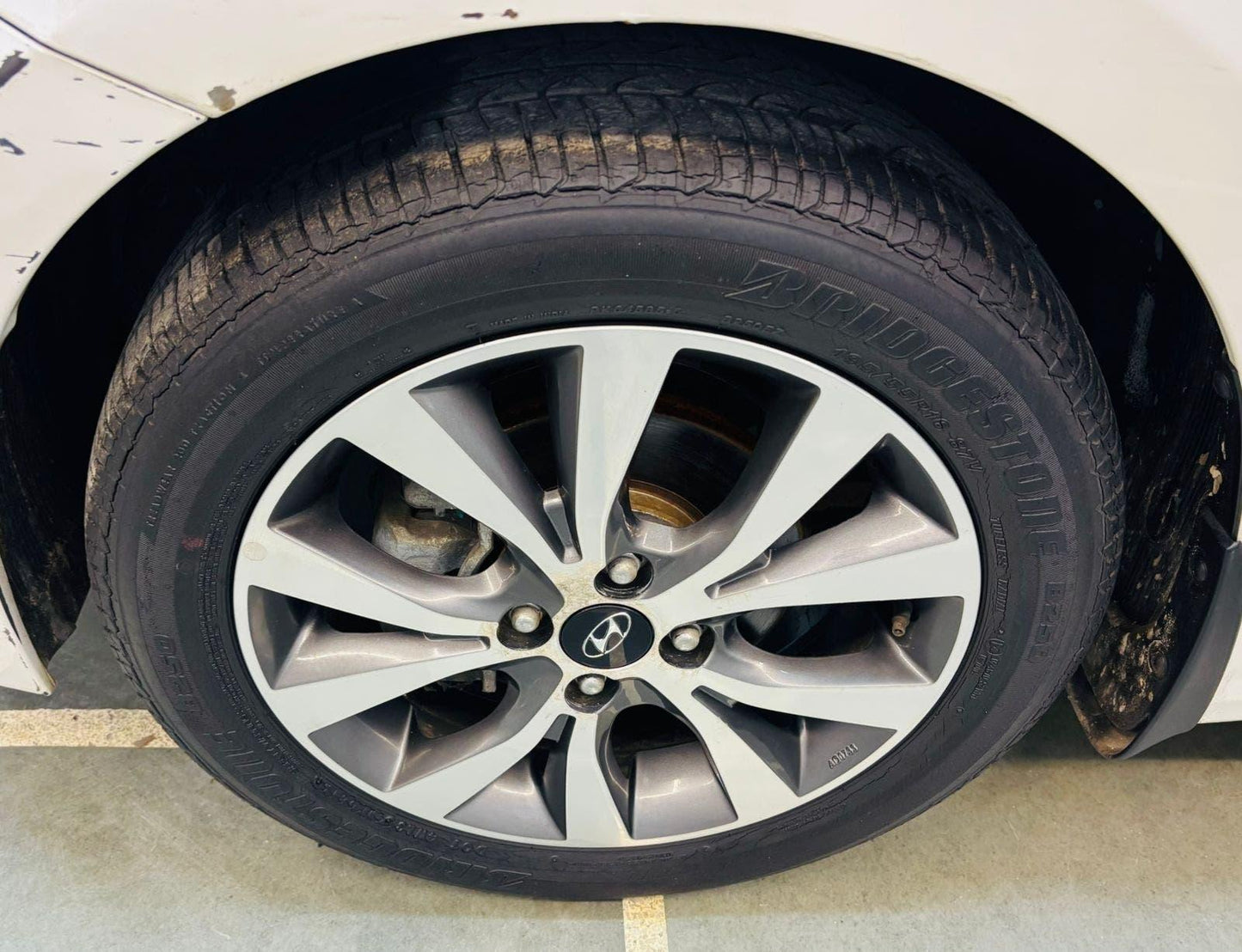 8,000 KMS HYUNDAI VERNA 1.6 SX (O) PETROL (2015)