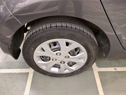 15,000 KMS HYUNDAI GRAND I10 MAGNA 1.2 PETROL (2014)