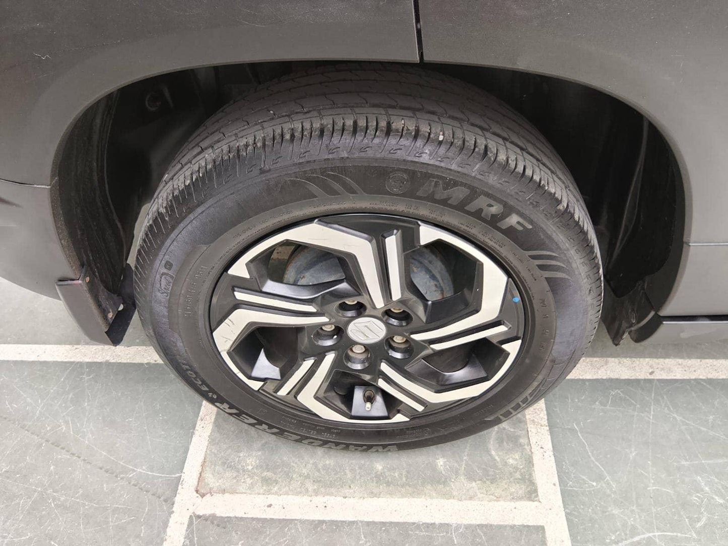 22,000 KMS MARUTI BREZZA VXI GREEN CNG (2024)