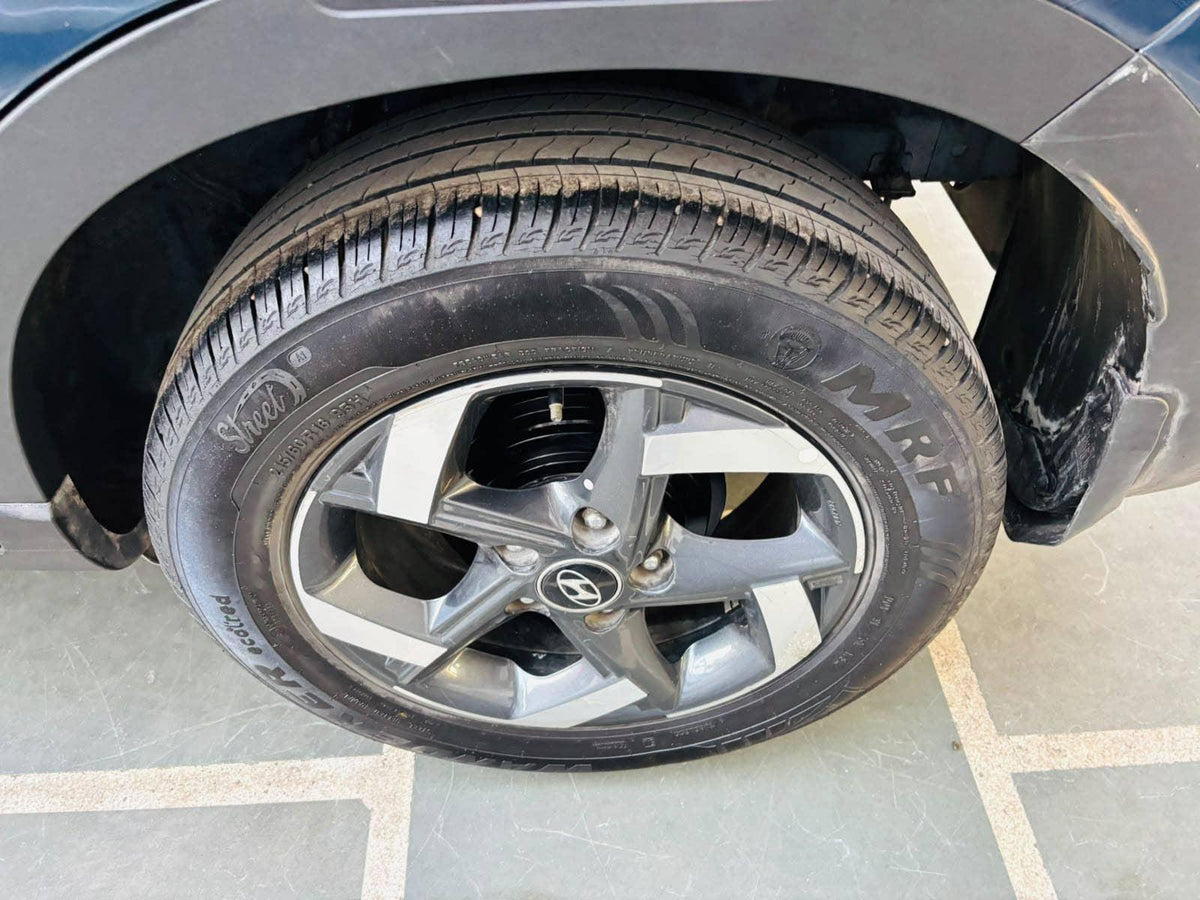 HYUNDAI VENUE 1.0 TURBO GDI MT SX SUNROOF (2019)