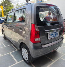 Load image into Gallery viewer, MARUTI WAGONR LXI CNG (2011)
