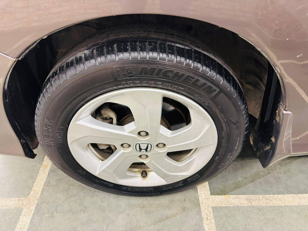 26,000 KMS HONDA CITY 1.5 VX CVT AT PETROL (2014)