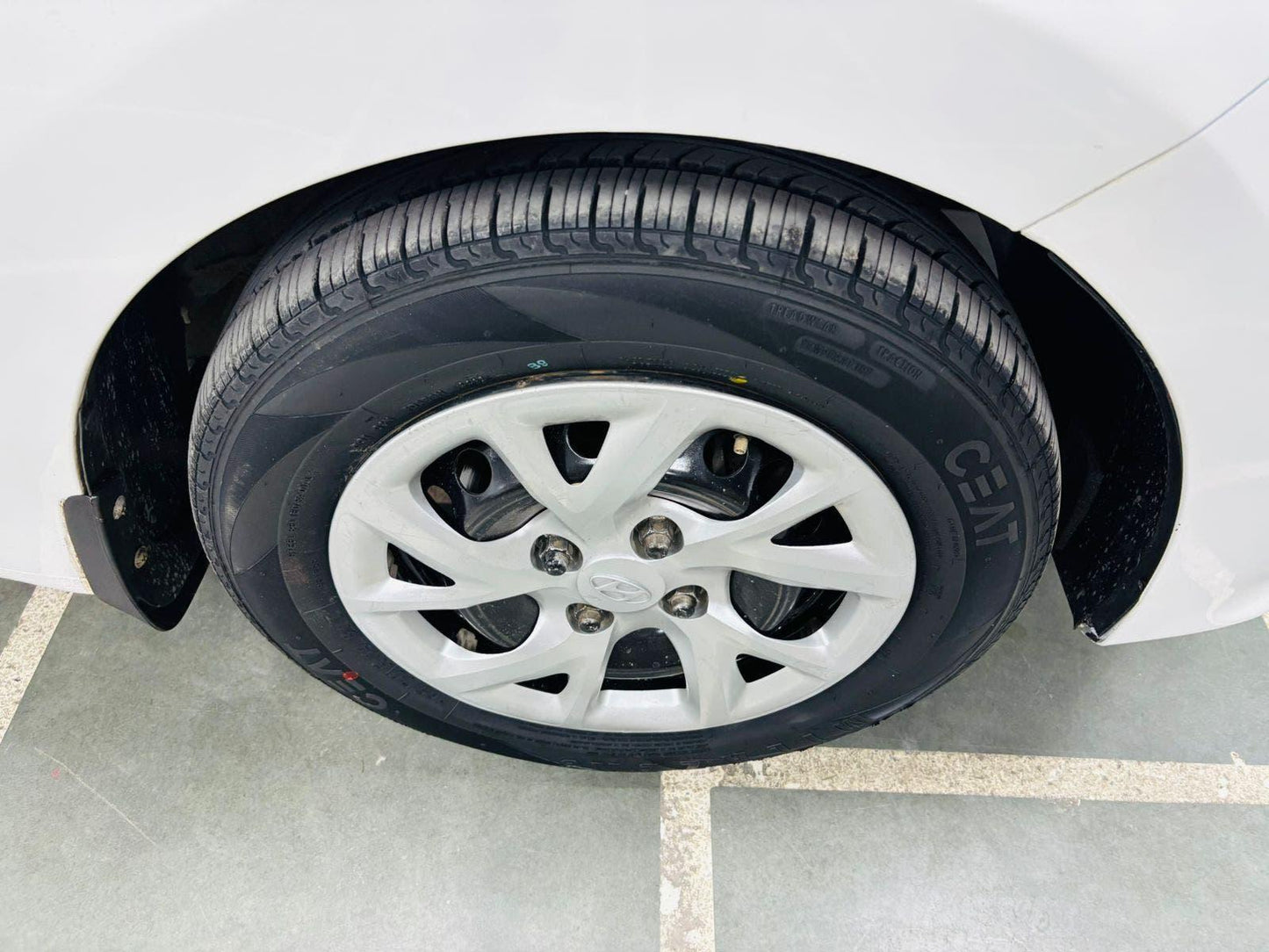 HYUNDAI GRAND I10 SPORTZ (O) 1.2 PETROL (2017)