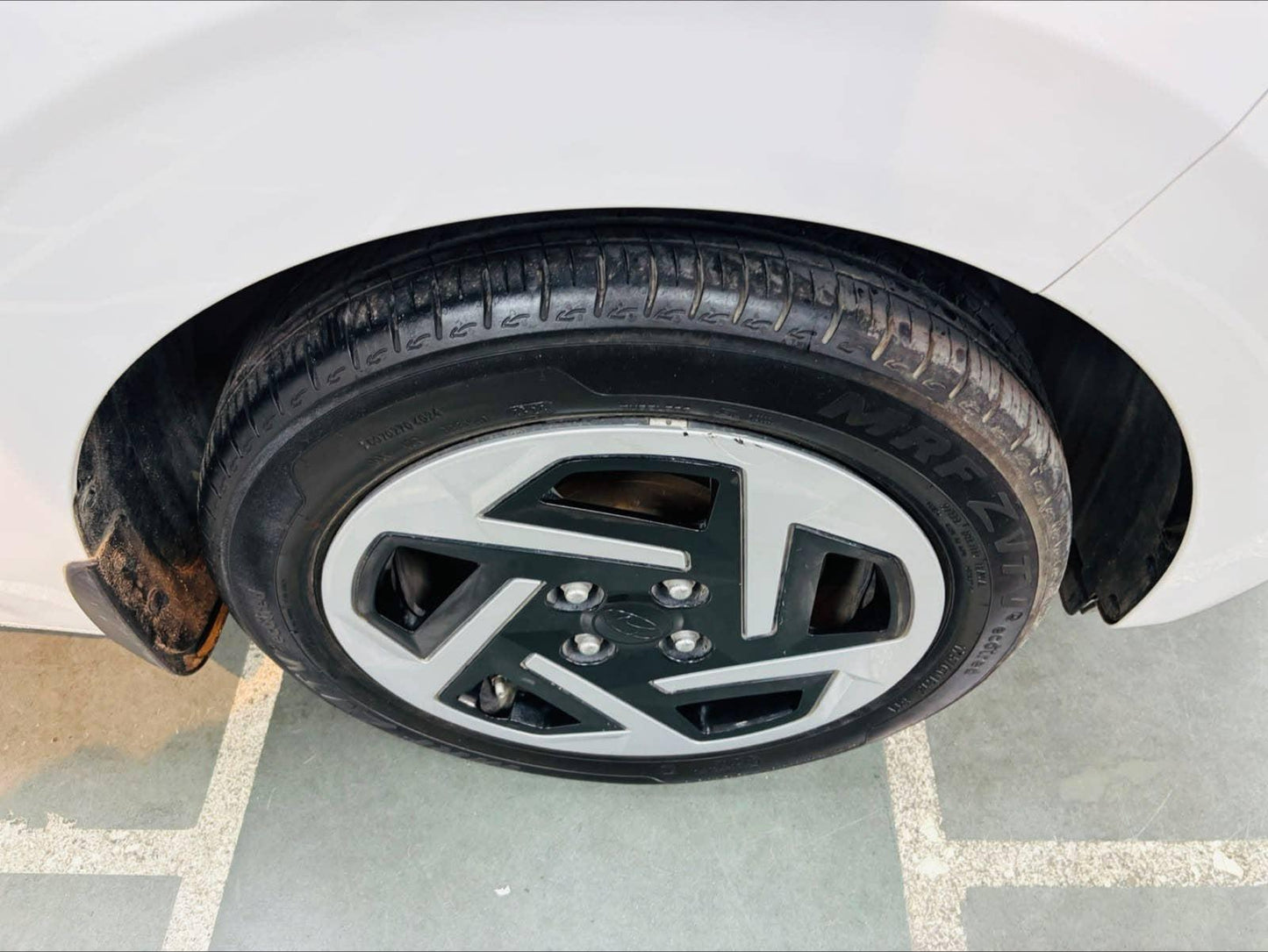 14,000 KMS HYUNDAI GRAND I10 NIOS 1.2 SPORTZ MT KAPPA PETROL (2025)