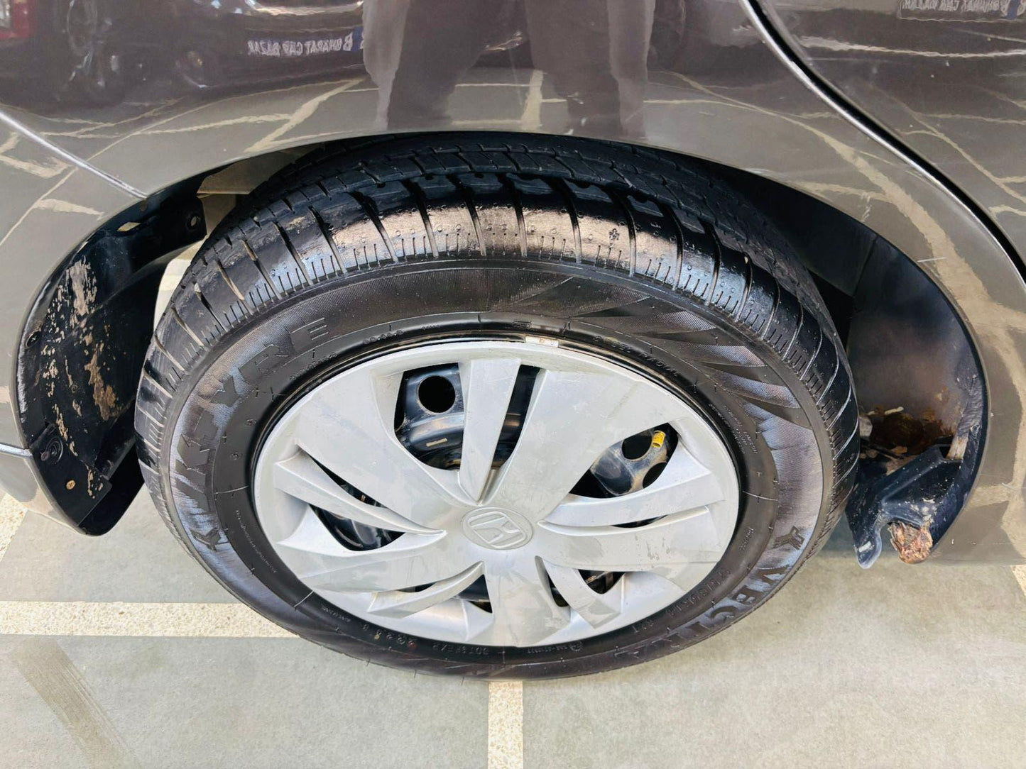 38,000 KMS HONDA AMAZE 1.2 S MT PETROL (2015)