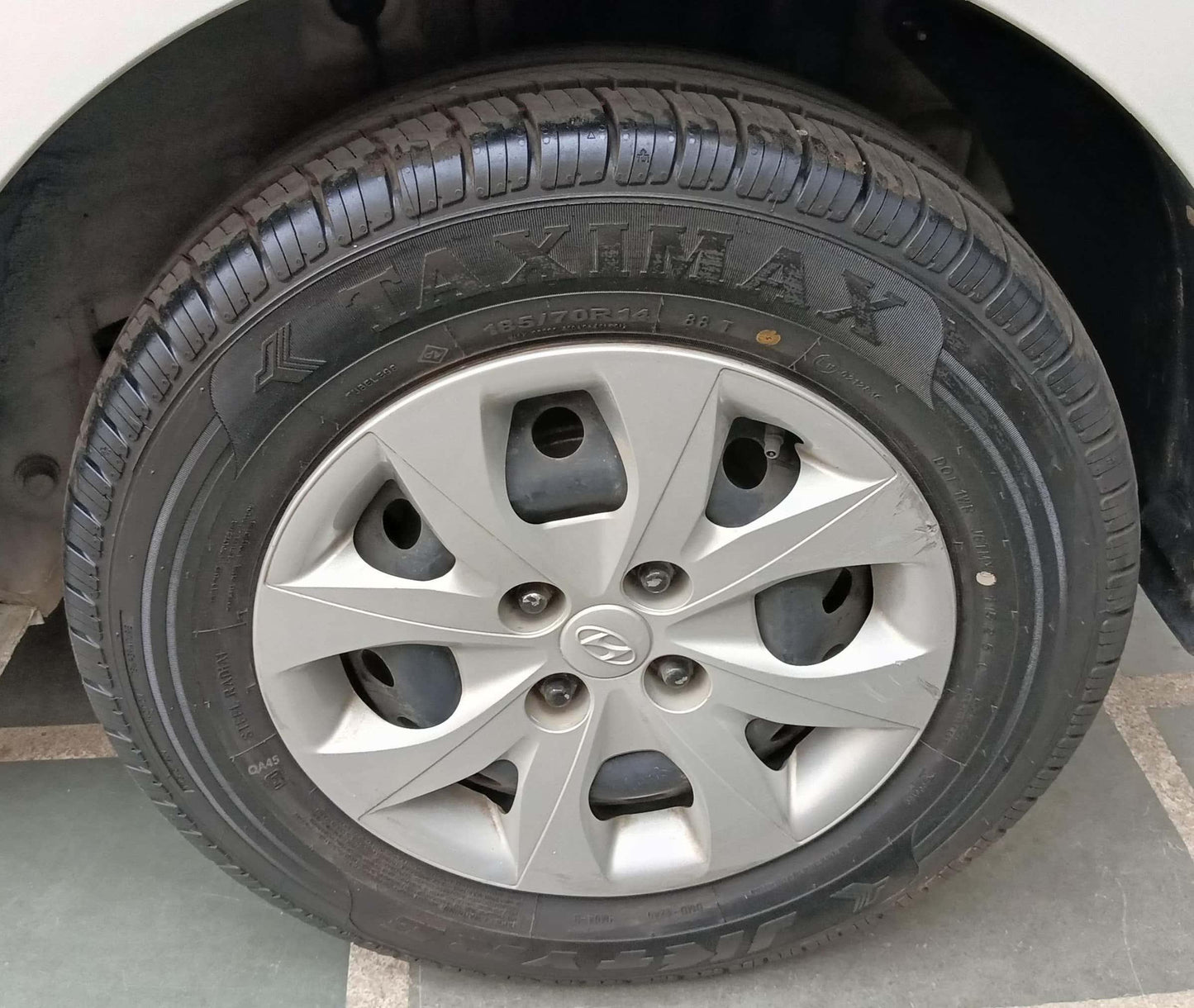 27,000 KMS HYUNDAI I20 MAGNA EXECUTIVE PETROL (2019)