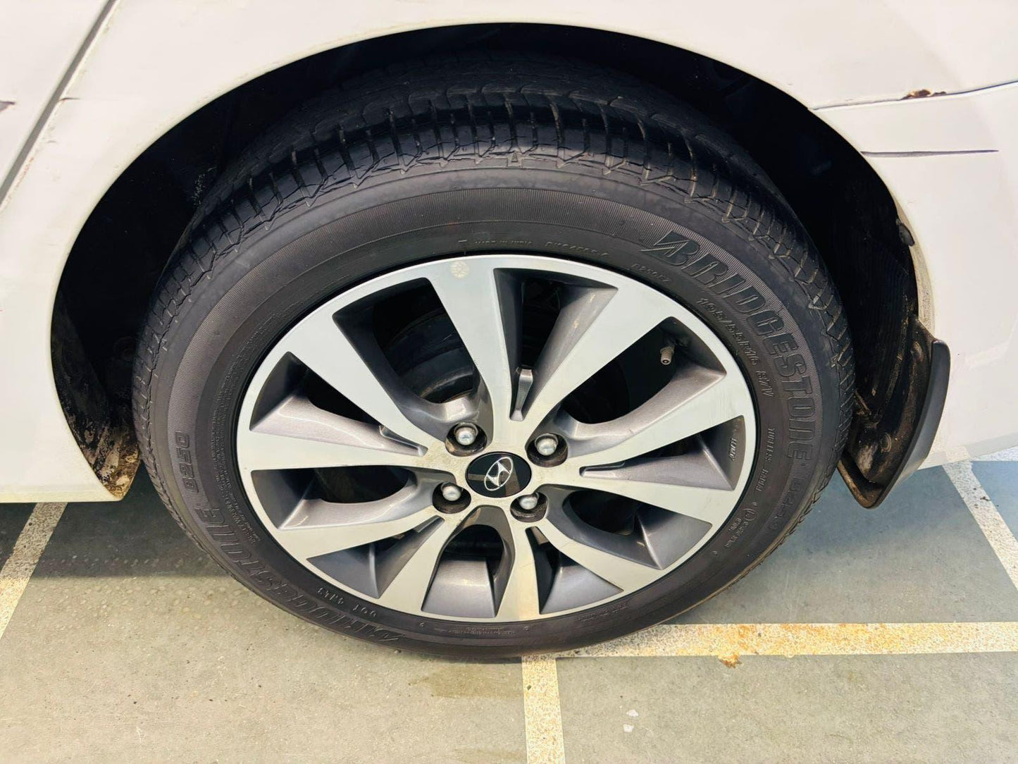 8,000 KMS HYUNDAI VERNA 1.6 SX (O) PETROL (2015)