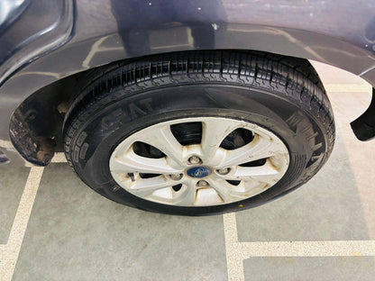 49,000 KMS FORD FIGO 1.2 ZXI PETROL (2012)