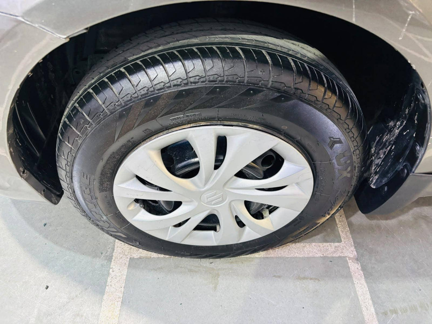 18,000 KMS MARUTI DZIRE VXI PETROL (2017)