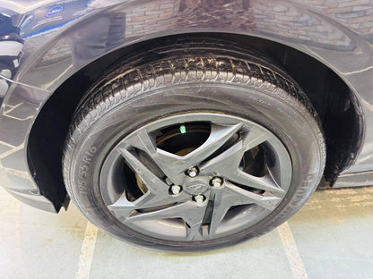 24,000 KMS HYUNDAI I20 1.2 SPORTZ MT PETROL (2021)