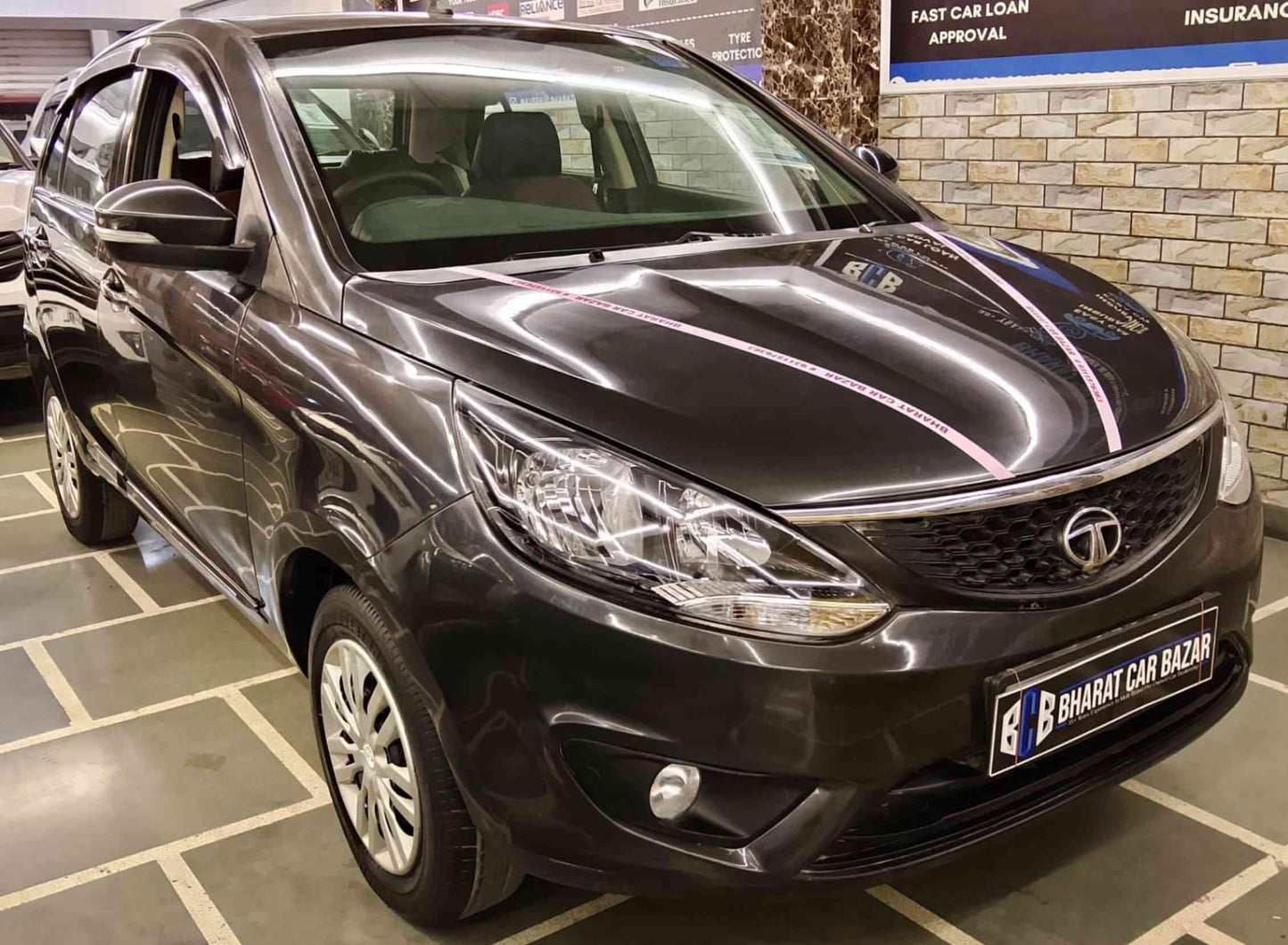 30,000 KMS TATA BOLT XMS 1.2 PETROL (2017)