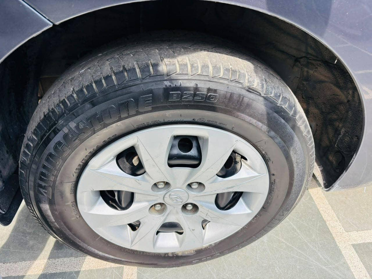 27,000 KMS HYUNDAI I20 MAGNA 1.2 PETROL (2017)