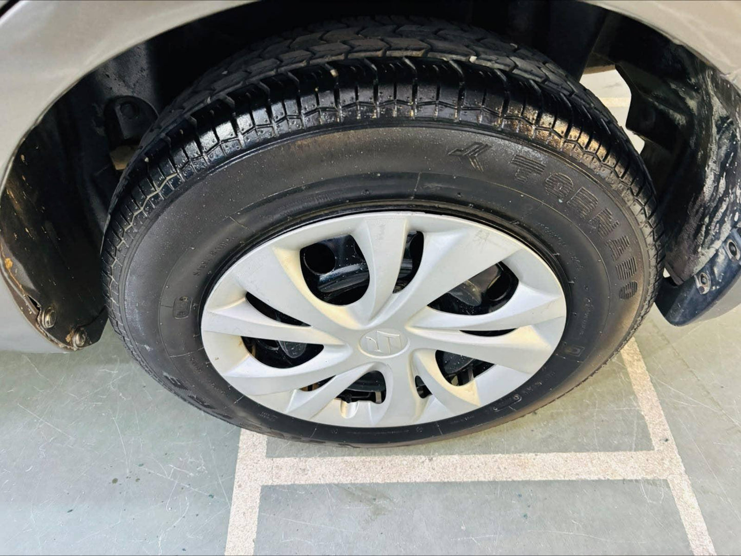 18,000 KMS MARUTI DZIRE VXI PETROL (2017)