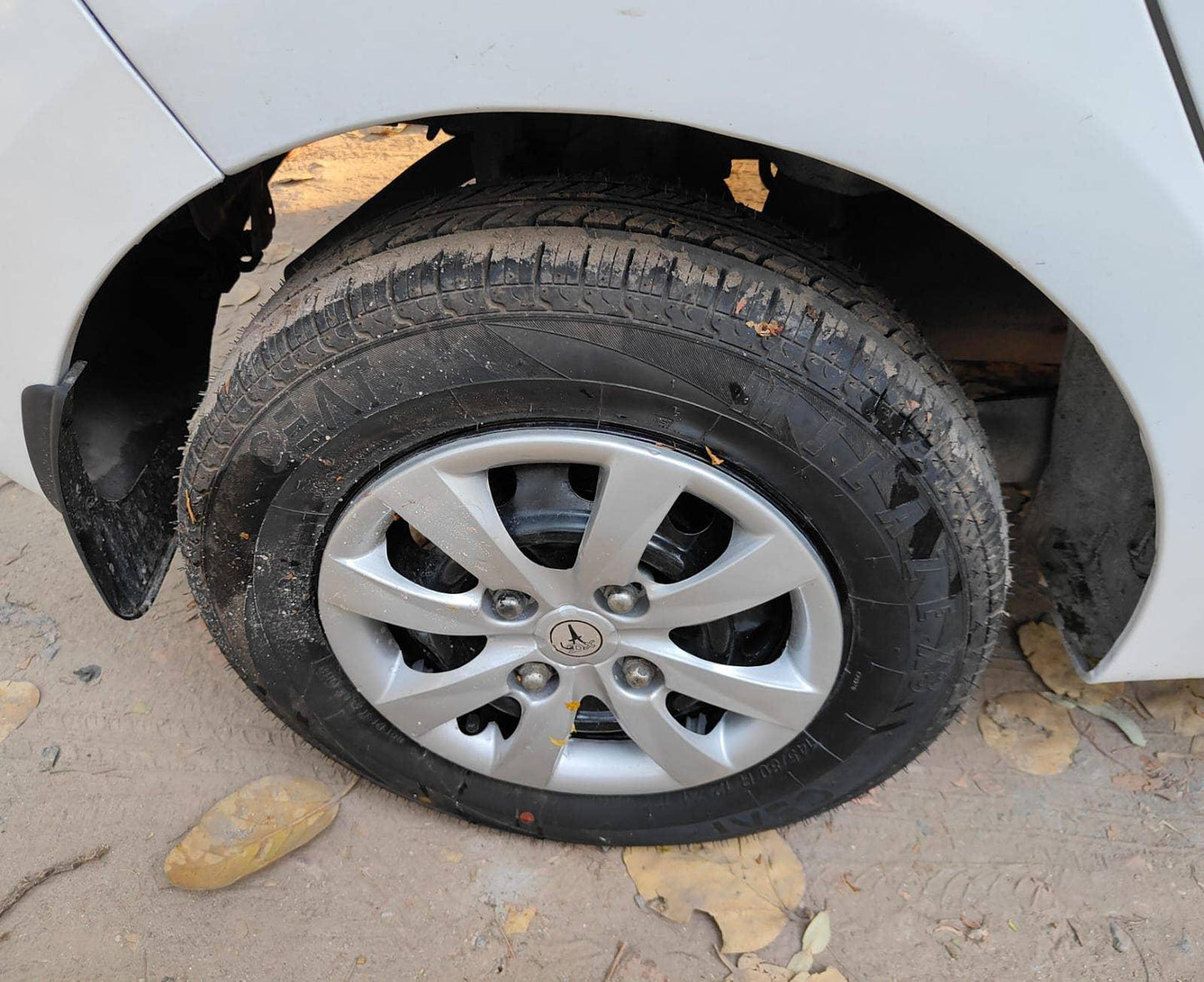 HYUNDAI EON D-LITE+ S PETROL (2015)