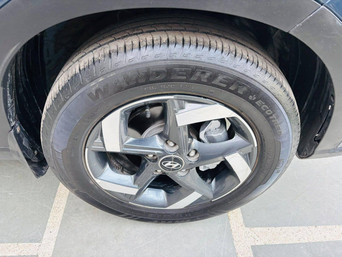 HYUNDAI VENUE 1.0 TURBO GDI MT SX SUNROOF (2019)