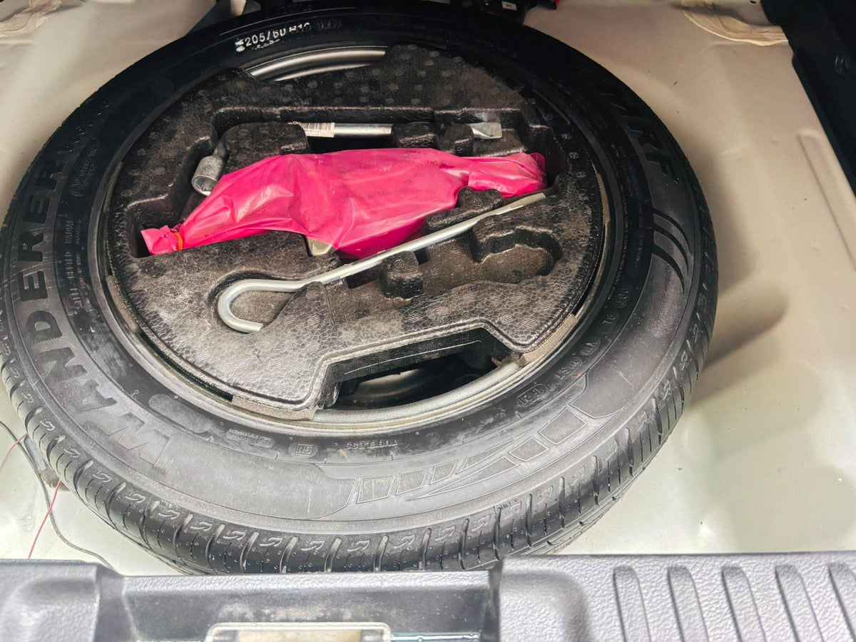 34,000 KMS MARUTI VITARA BREZZA LXI PETROL (2021)