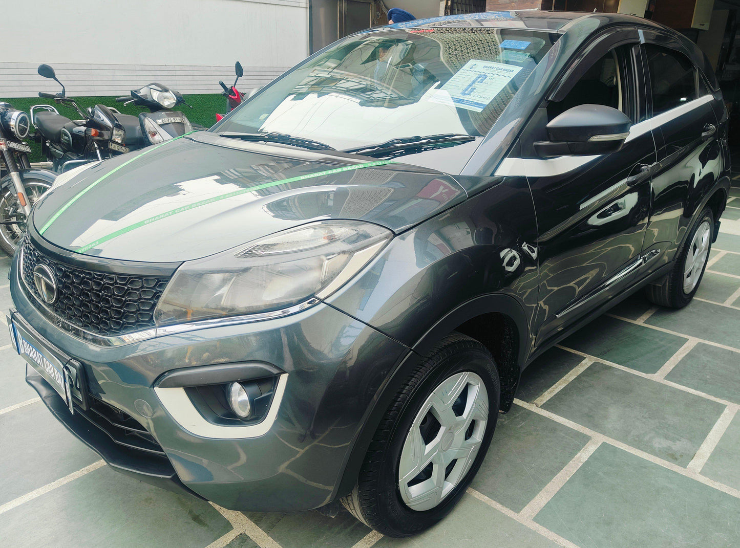 TATA NEXON XM 1.2 PETROL (2018)