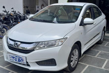 Load image into Gallery viewer, HONDA CITY 1.5  [SVMT] PETROL + CNG  [2015]
