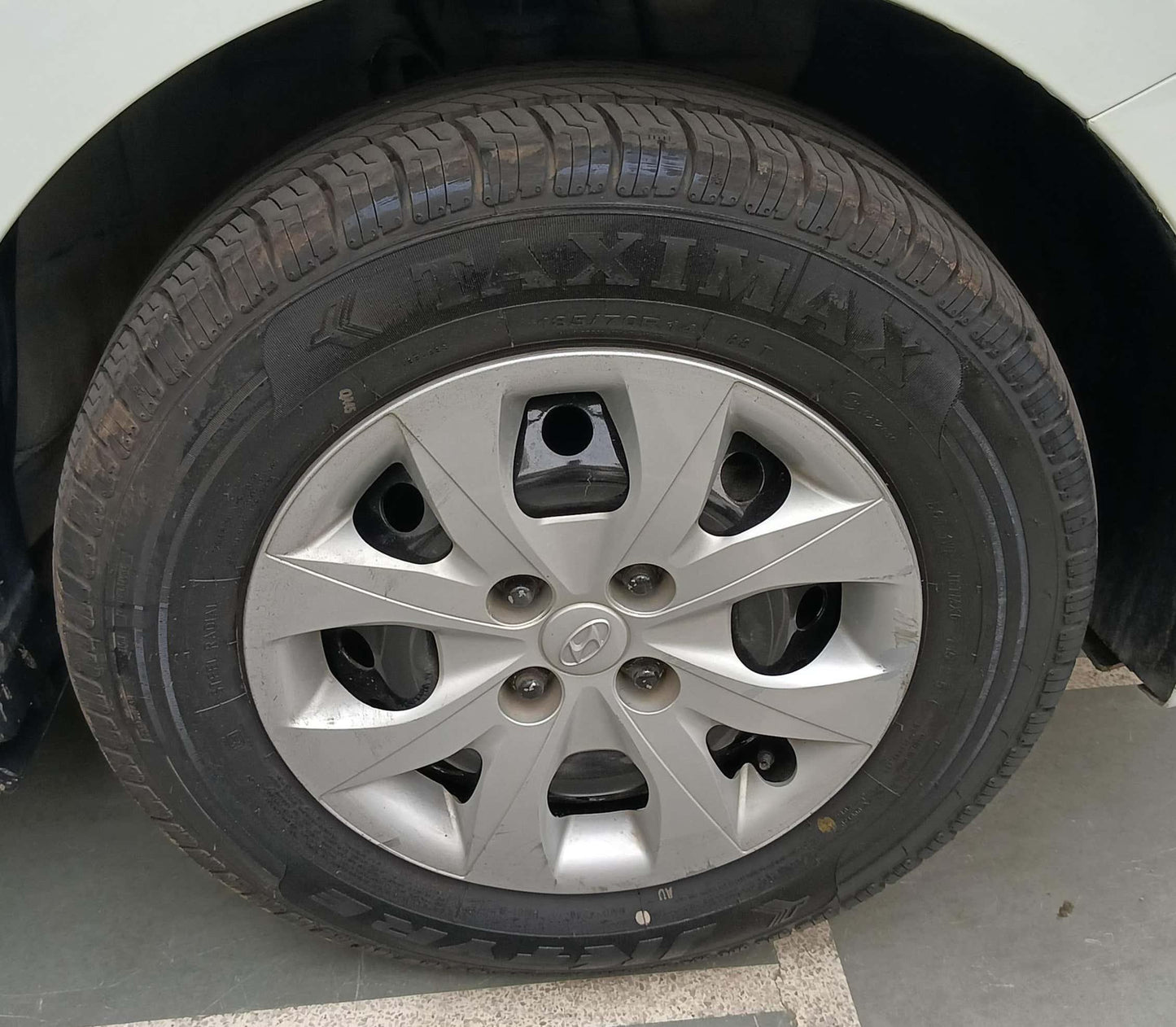 27,000 KMS HYUNDAI I20 MAGNA EXECUTIVE PETROL (2019)