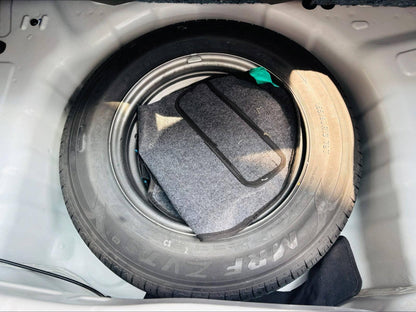 4000 KMS HYUNDAI SANTRO 1.1 ERA EXCUTIVE MT PETROL (2021)