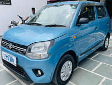 Load image into Gallery viewer, 14,000 KMS MARUTI WAGONR LXI GREEN CNG (2022)
