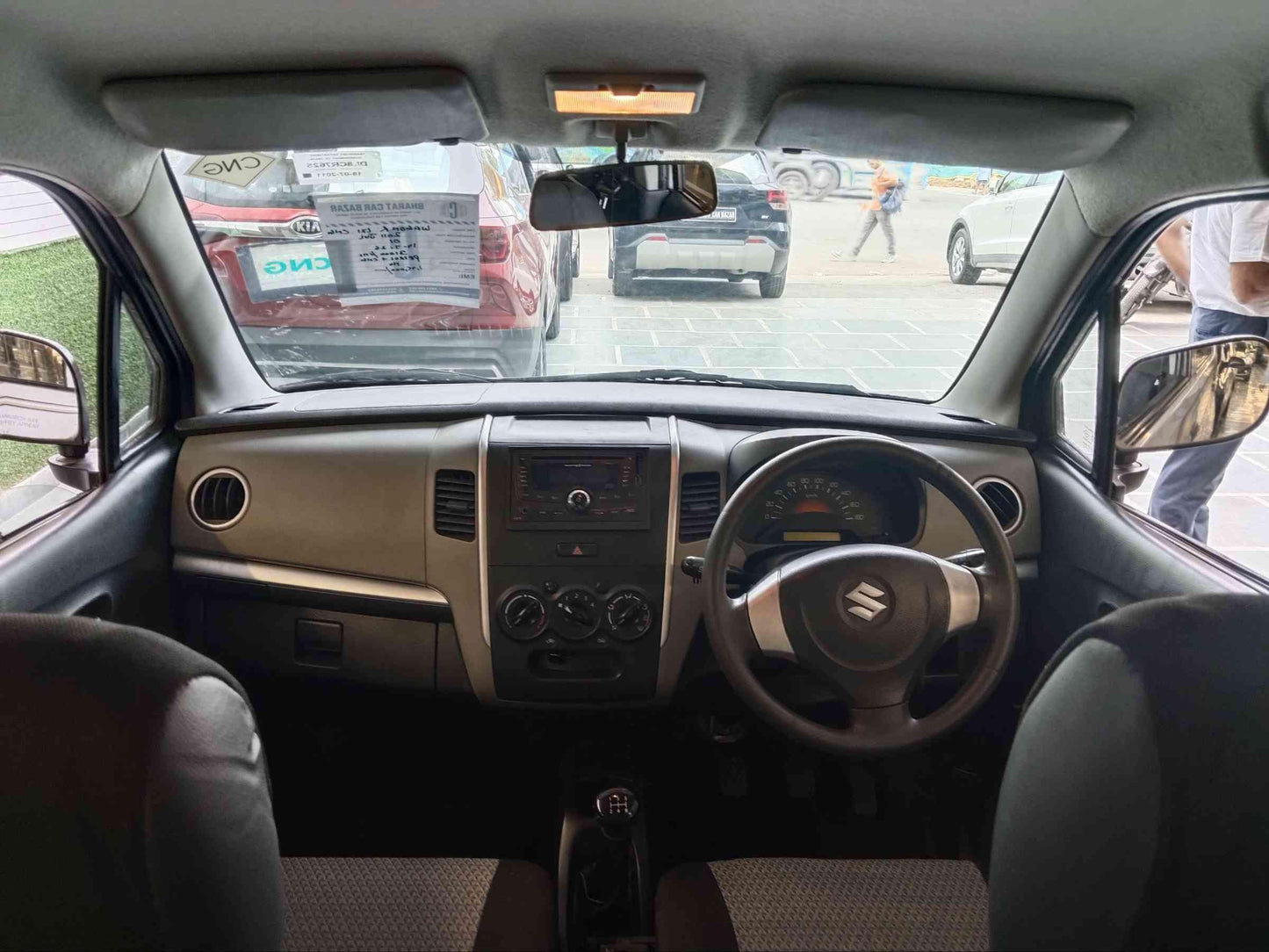 32,000 KMS MARUTI WAGONR LXI GREEN CNG (2011)