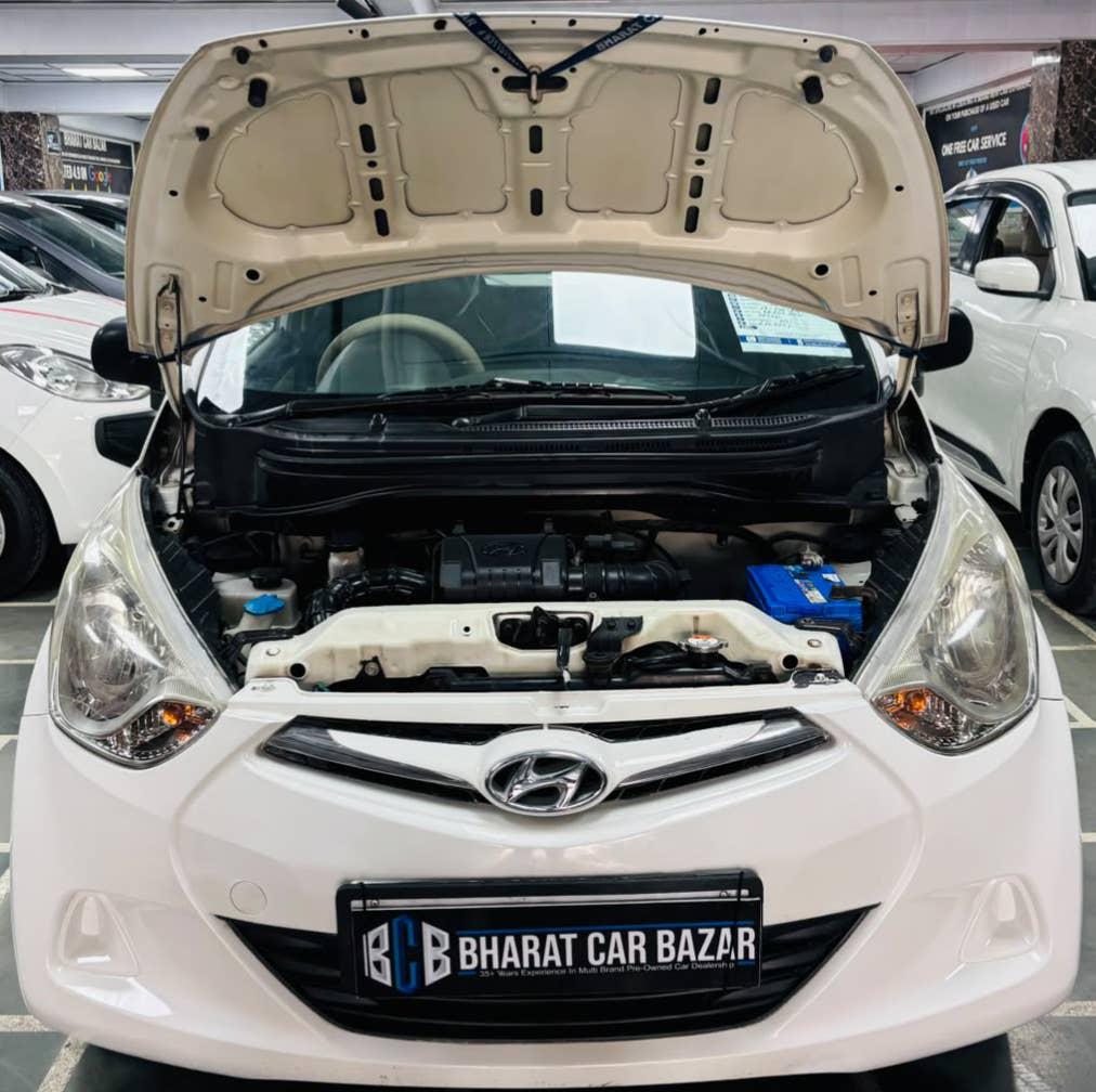 HYUNDAI EON MAGNA PETROL (2015)