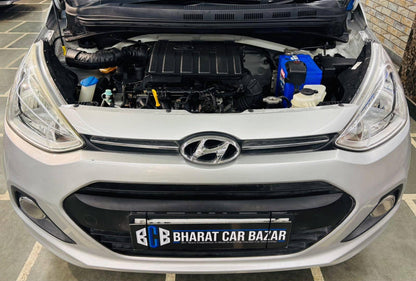 12,000 KMS HYUNDAI GRAND I10 1.2 SPORTZ (2016)