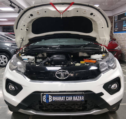 48,000 KMS TATA NEXON XZ 1.2 PETROL (2021)