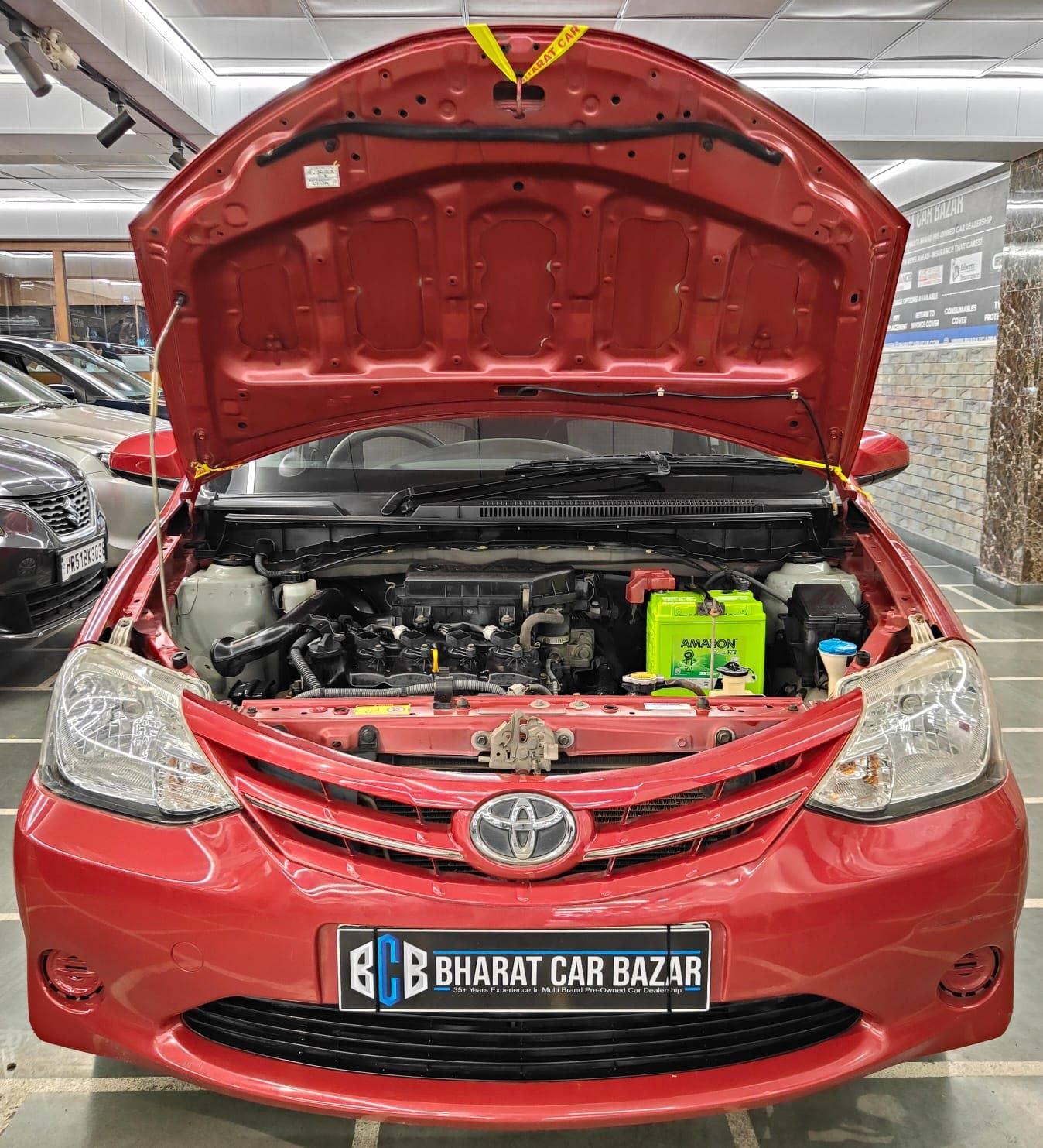 43,000 KMS TOYOTA ETIOS LIVA 1.2 PETROL (2013)
