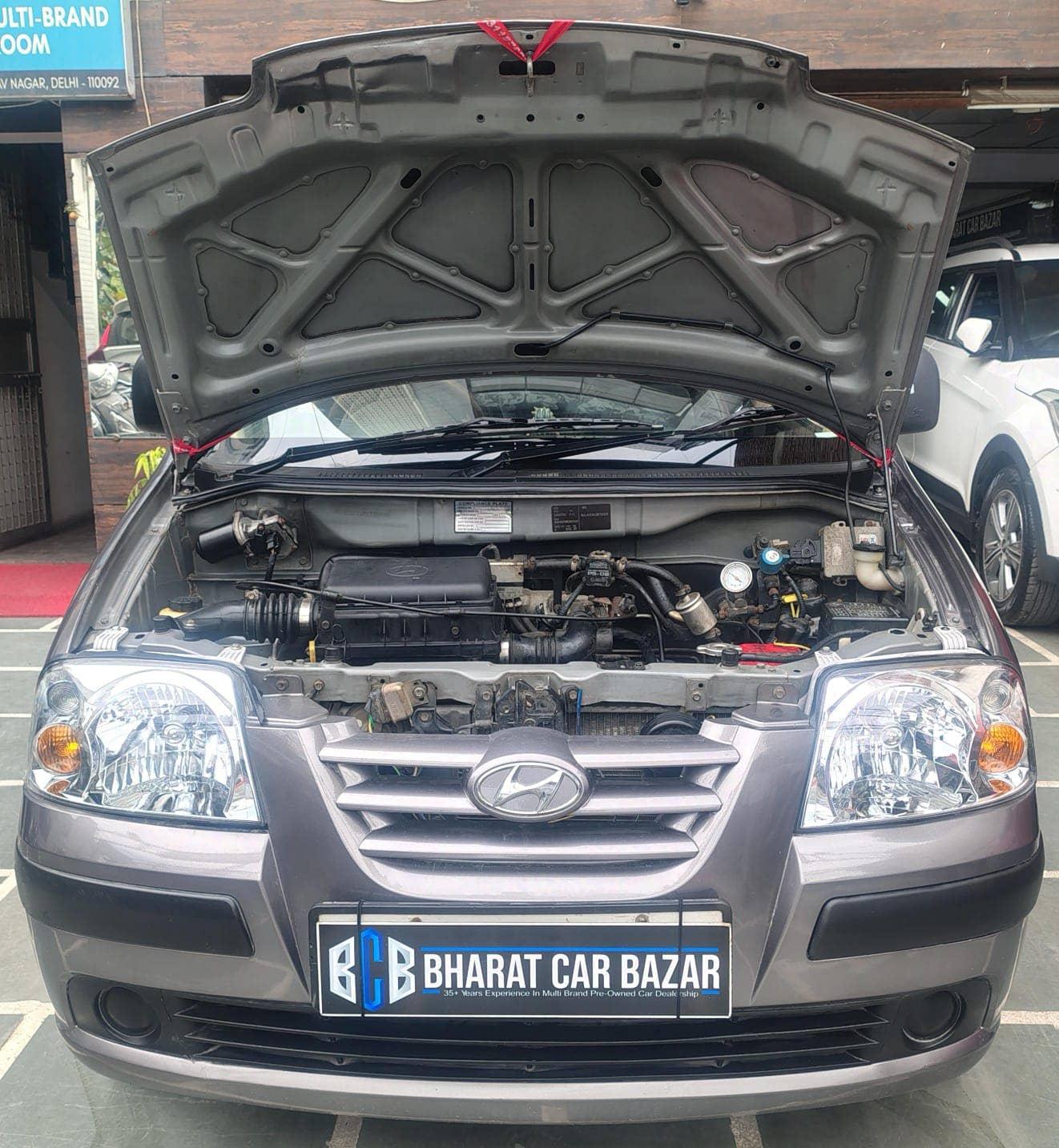 HYUNDAI SANTRO GL PETROL+CNG (2013)